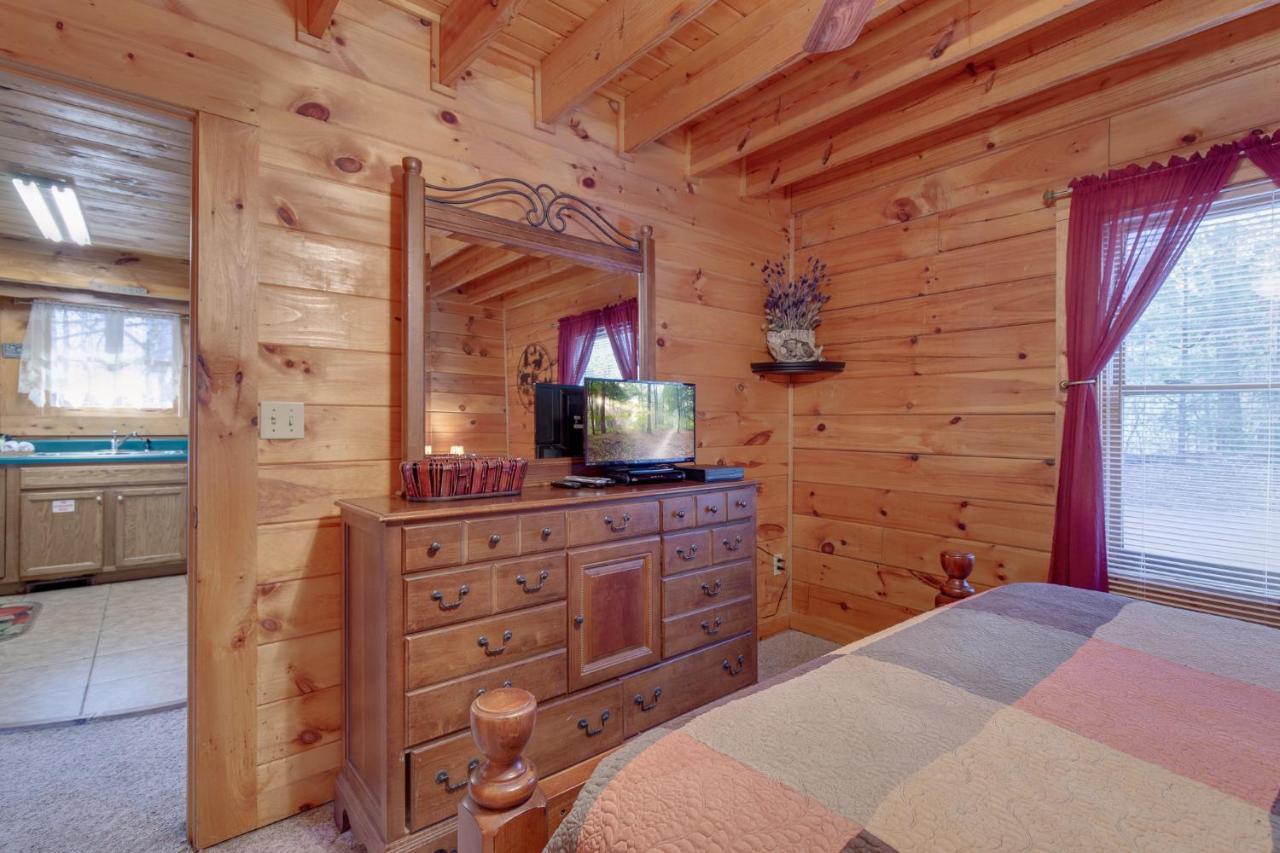 Wildwood Cove, 2 Bedrooms, Fireplace, Wifi, Jetted Tub, Hot Tub, Sleeps 6 Sevierville Luaran gambar